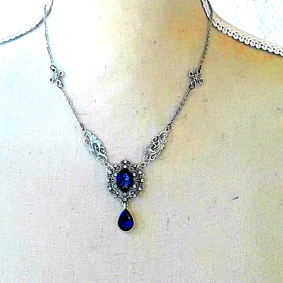 NWT, HANDCRAFTED STAINLESS STEEL VINTAGE INSPIRED. - Picture 2 of 2